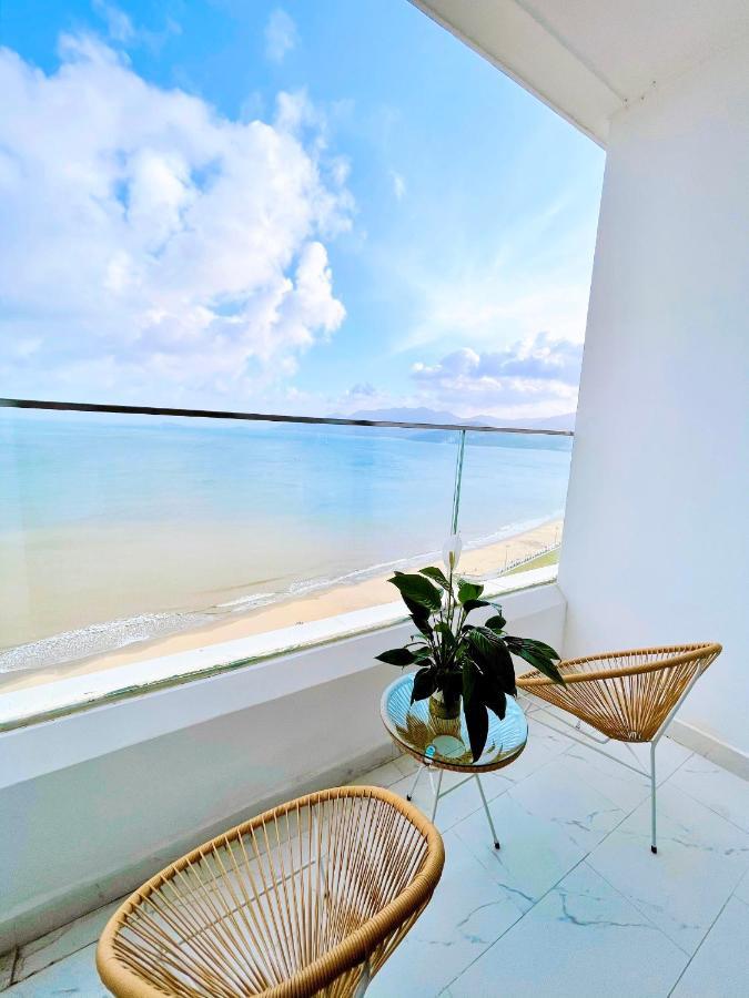 Tms Residences Beachfront Quy Nhon Exteriör bild